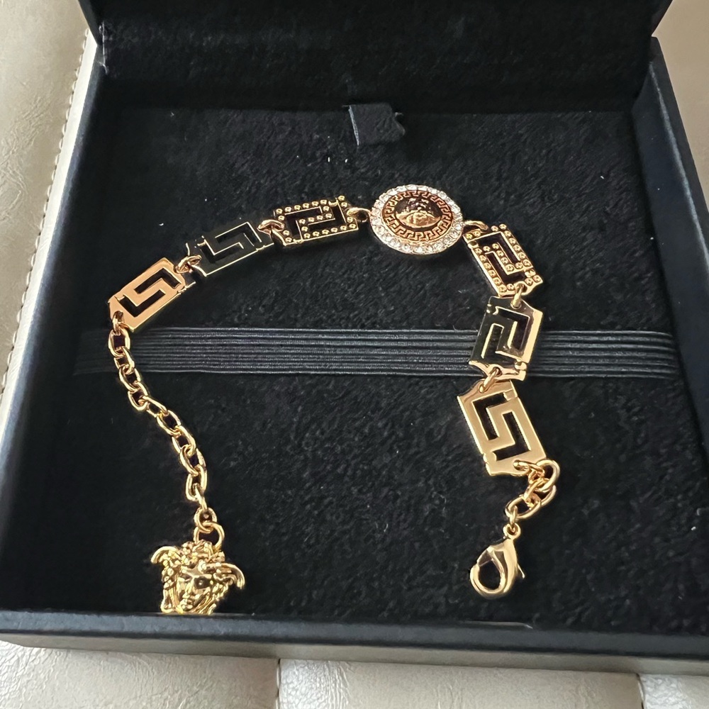 Elegant Gold and Black Bracelet